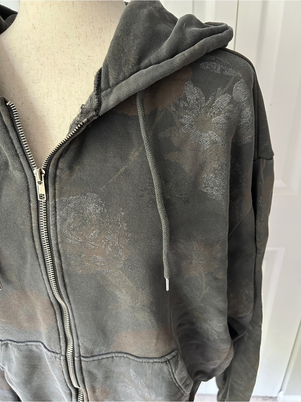 Forever 21 Washed Zip Hoodie - Picture 2 of 5